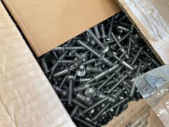 **UNRESERVED** Quantity of 3 x packets of pop rivets and 1 x box of assorted nuts and bolts - 4