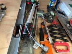 **UNRESERVED** Quantity of assorted hand tools - 2