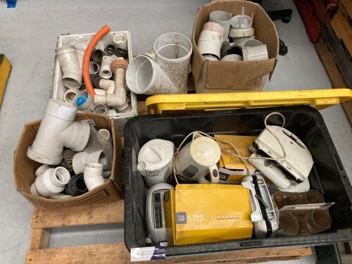 **UNRESERVED** 1 x Pallet of assorted pvc pipe fittings and assorted kitchen items