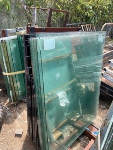 **UNRESERVED** Quantity of 37 x Ballustrade Glass Panels