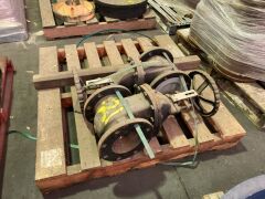 Quantity of 9 x pallets of various shut off valves - 11