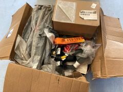 Box of assorted light vehicle parts - 2