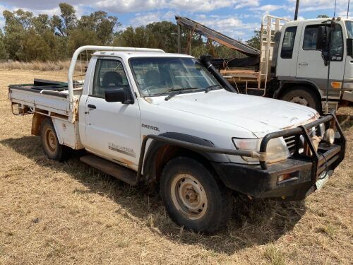 Unreserved-2000 Nissan Patrol ST Utility