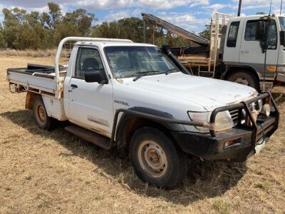 Unreserved-2000 Nissan Patrol ST Utility