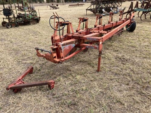 Unreserved-Mouldboard 5 farrow Plough