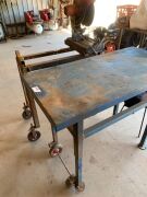 Unreserved-2 mobile workbenches - 3