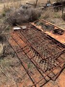 Unreserved-Large quantity of scrap metal and parts - 8