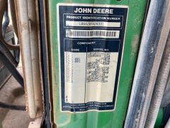 Unreserved-2004 John Deere JD6620 Tractor with bucket attachment - 21