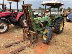 Unreserved-John Deere JD1750 Tractor with forklift attachment - 6