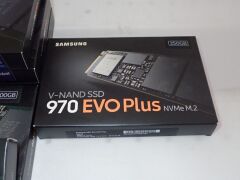 Quantity of 6 x Samsung SSD - 5