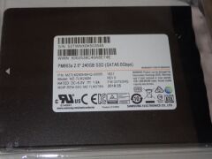 Quantity of 8 x Samsung SSD - 3